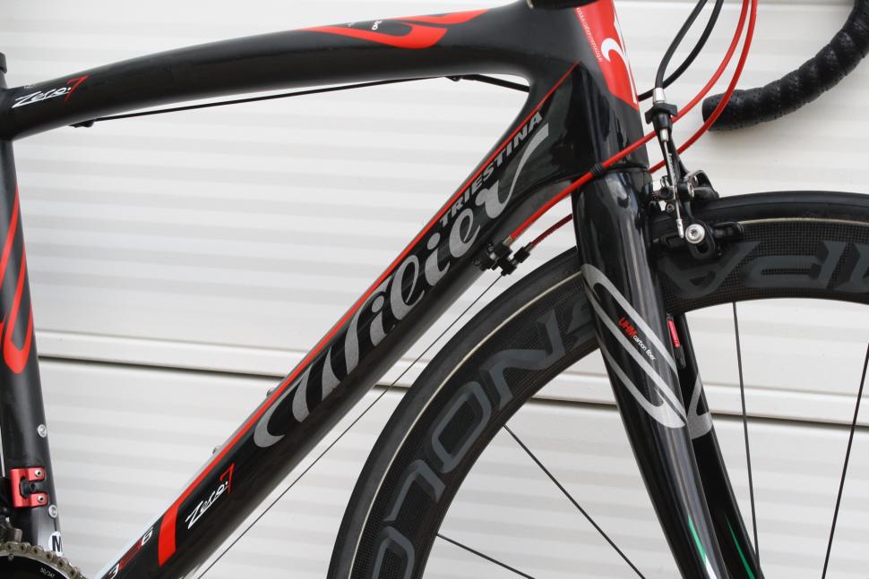 First look – Wilier 2012 New Zero 7 top end road bike + new flat